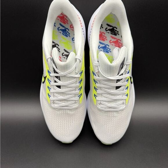 Nike Air Zoom Pegasus 39 PRM White Volt Racer Blue Running DX1627-100 Men's 13 - Picture 3 of 4